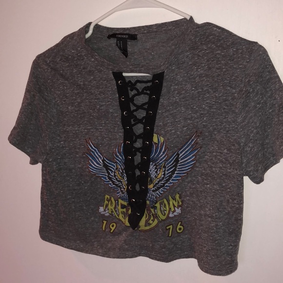 Graphic Crop Top - Picture 1 of 1